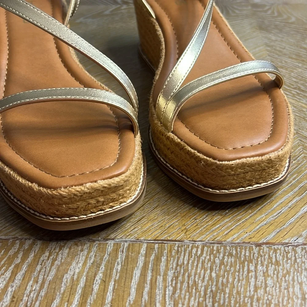 CHICO’S Gold Strap Espadrille Wedge 8